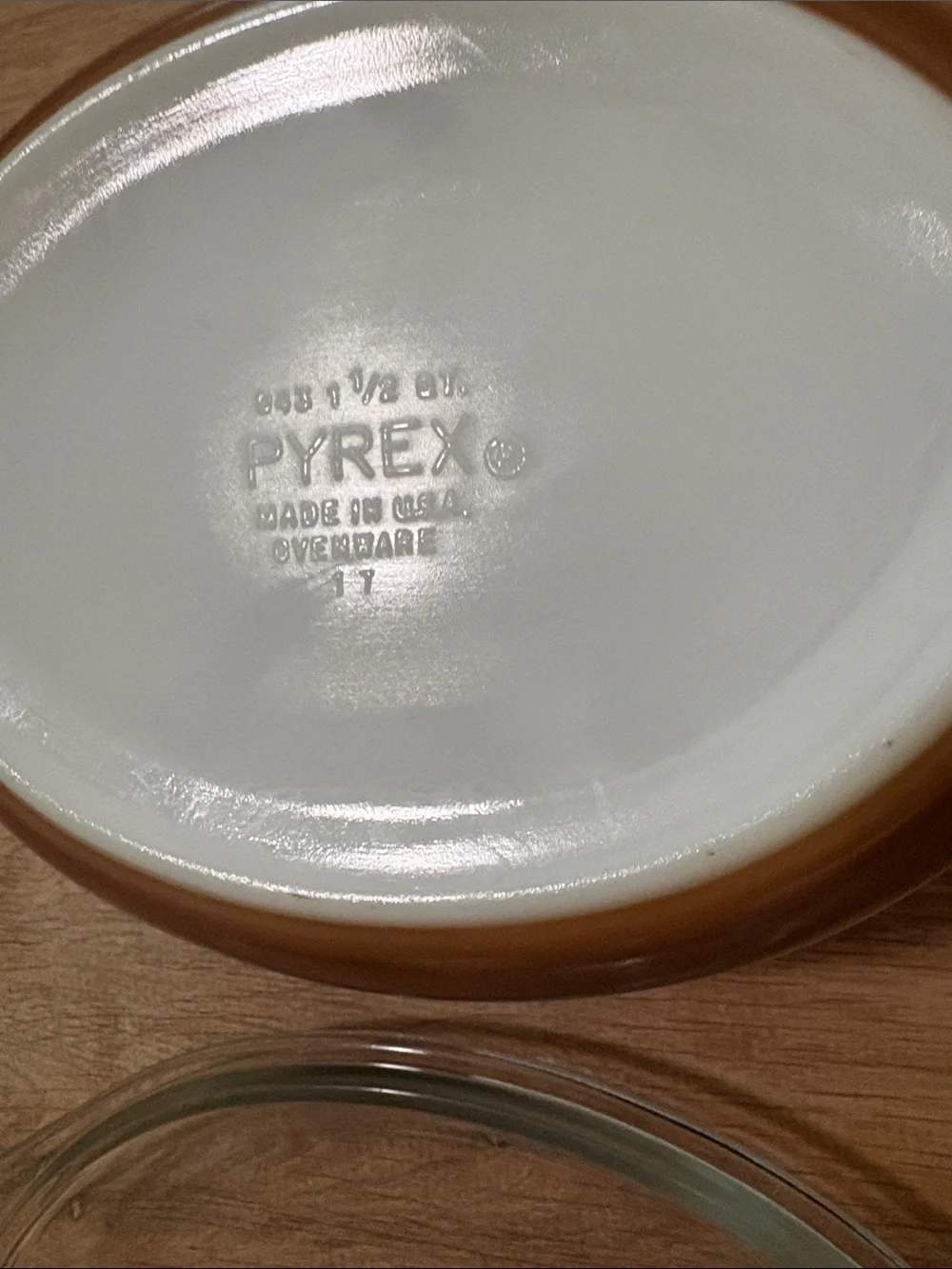 Vintage Pyrex Early American 1 1/2 Quart Casserole & Lid